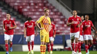  纽卡斯尔联定位球战术显威战胜狼队