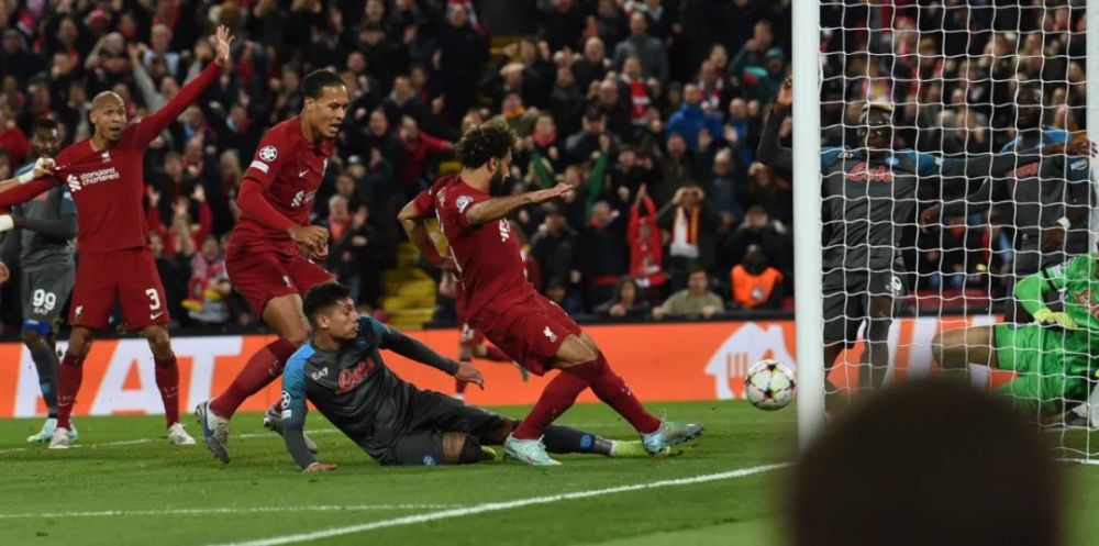  利物浦绝杀热刺保留争冠悬念  